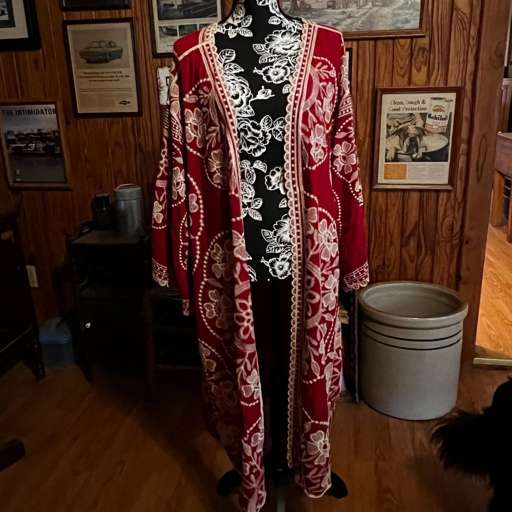 Maroon Duster